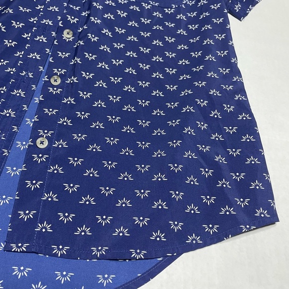 Eddie Bauer Men’s Large Blue Star Print Short Sleeve Button Down Shirt - Picture 8 of 8